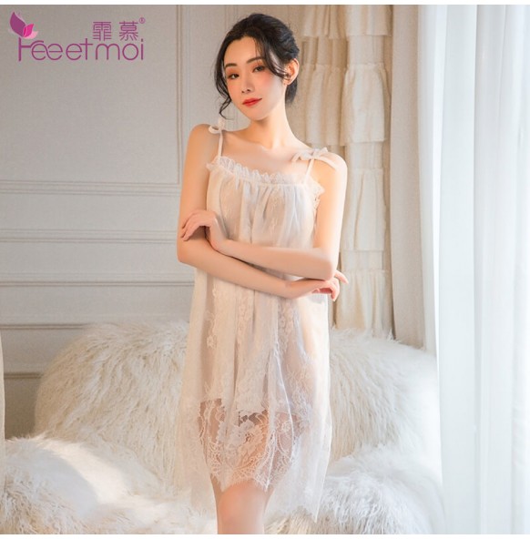 FEE ET MOI Sexy Lace Suspenders Dress (White) FEE ET MOI Sexy Lace Suspenders Dress (White)